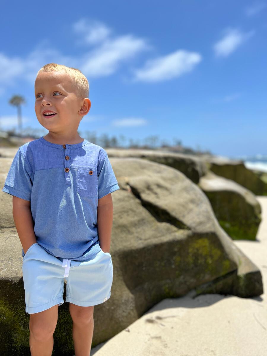 Me & Henry Hugo Twill Shorts – Pale Blue