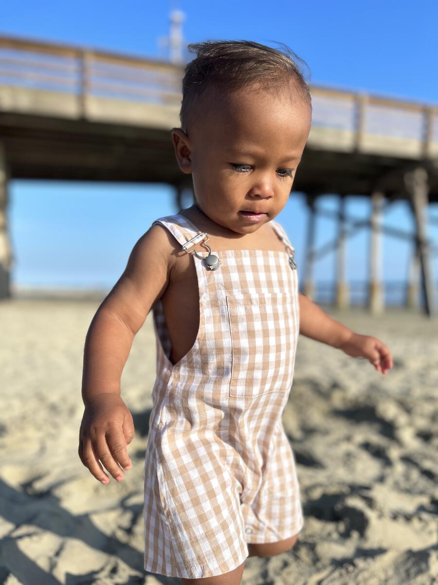 Me & Henry Galleon Plaid Woven Overalls – Beige