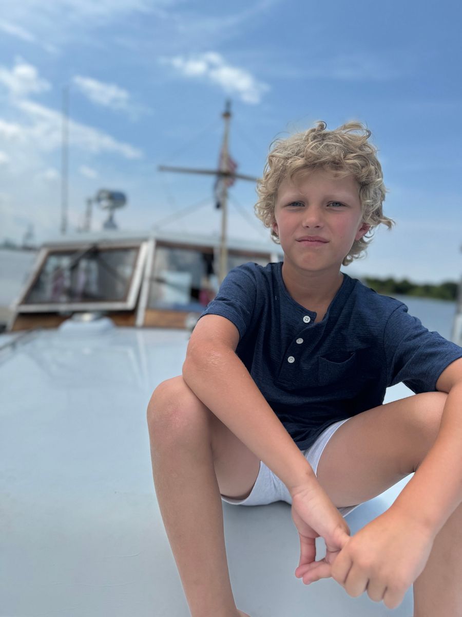 Me & Henry Dodger Henley – Navy