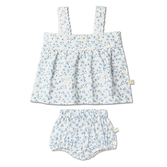 Makemake, blue vines, floral top and bloomer set for the baby girls.