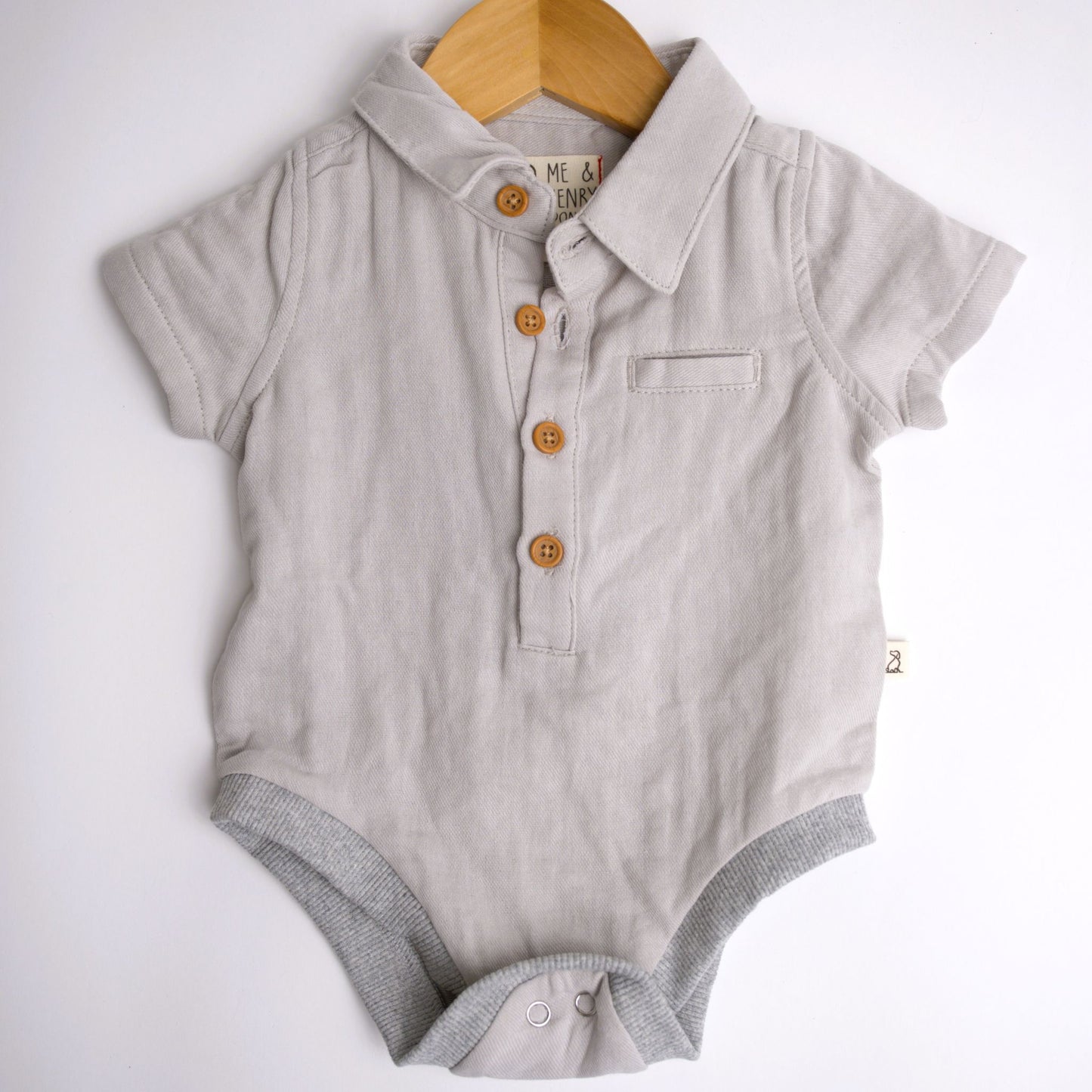 Me & Henry Helford Woven Onesie – Pale Grey