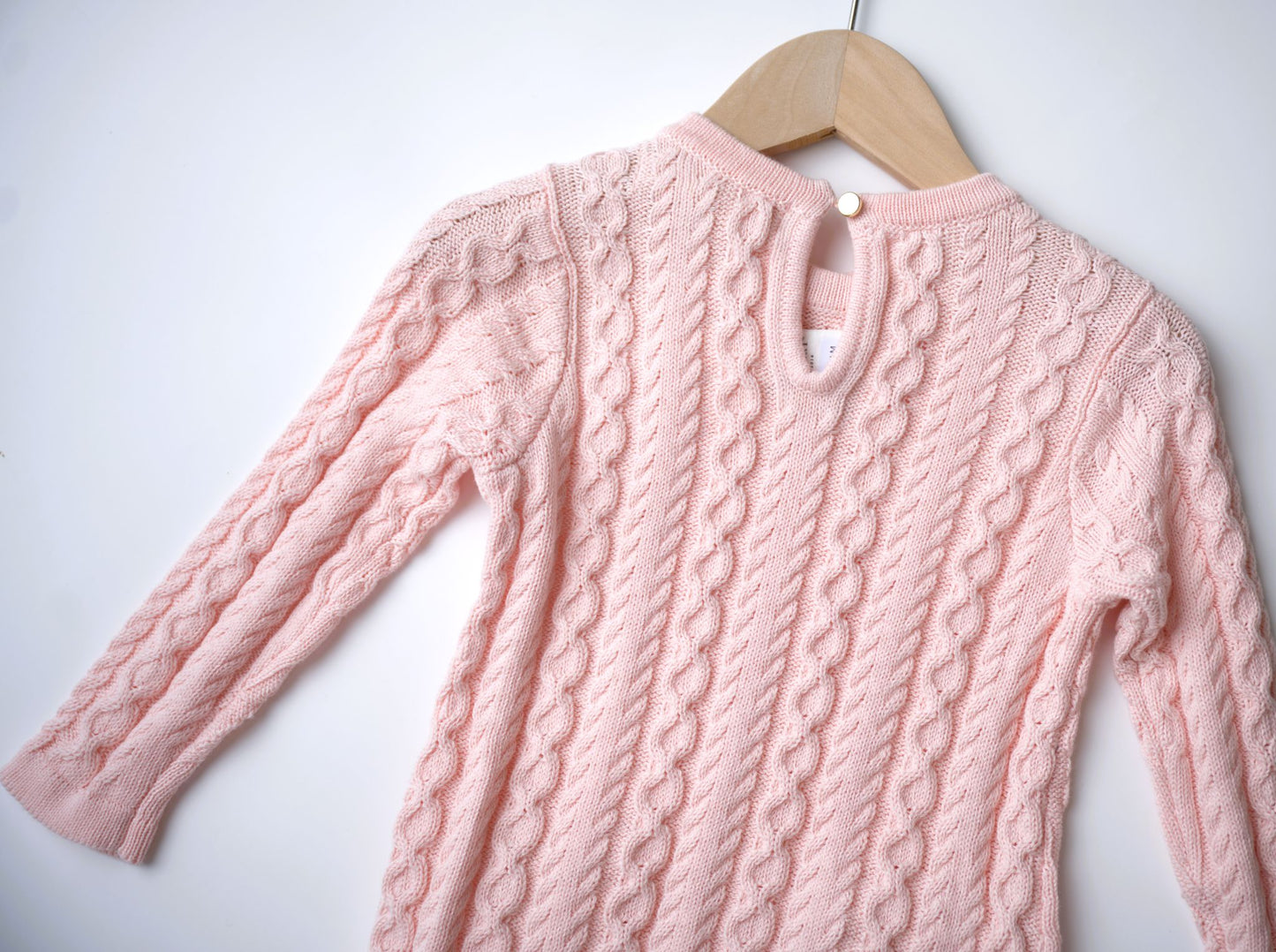 Hope and Henry Organic Cable Bow Sweater Dress – Pale Pink Cable