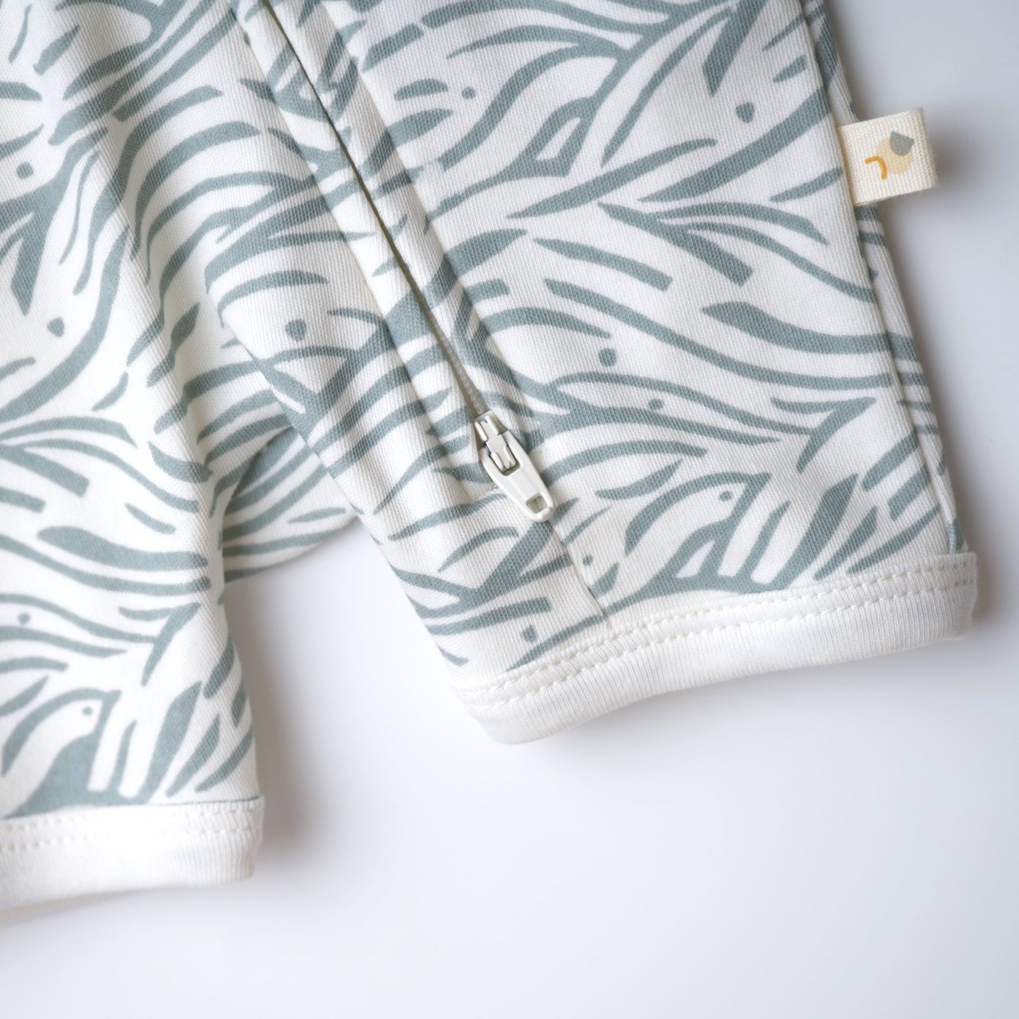 Makemake, blue waves, zipper, romper, with short sleeves and shorts, organic cotton