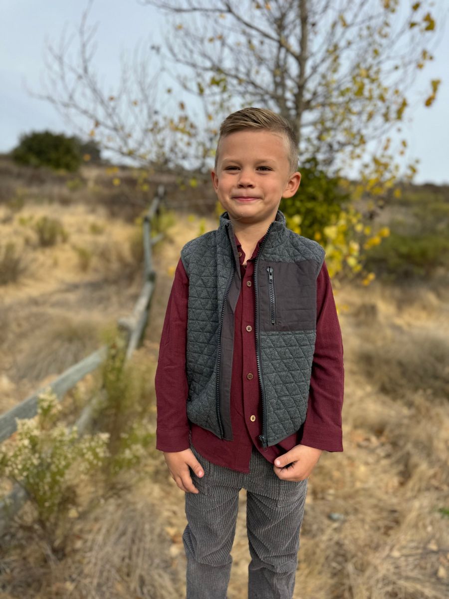 Me & Henry Hunter Vest - Charcoal