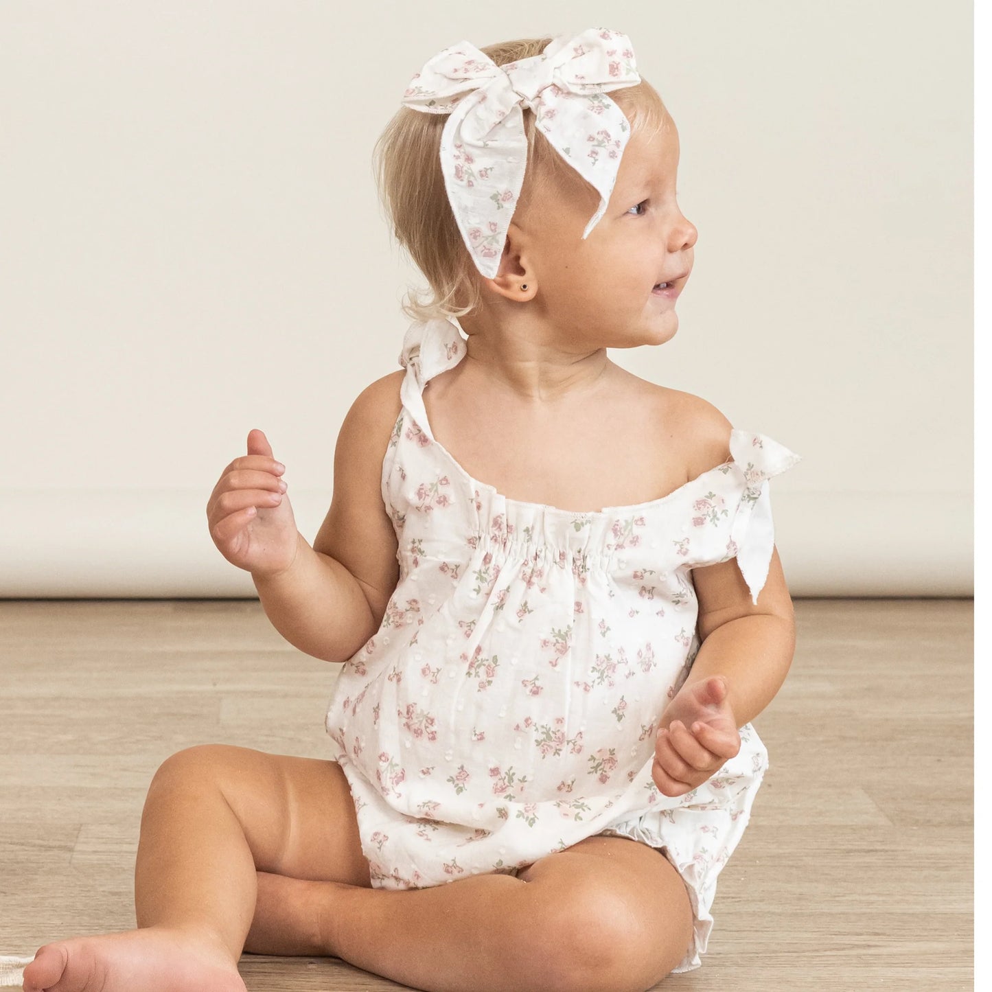 Makemake Organics Organic Tie Shoulder Bubble Romper - English Roses