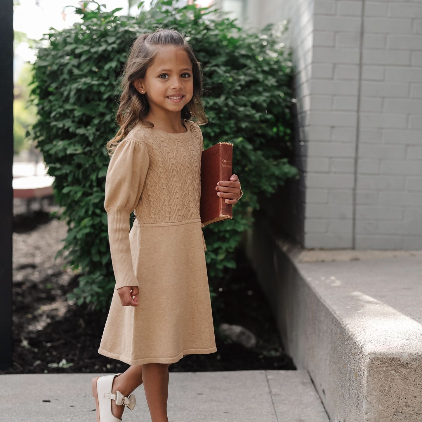Hope and Henry Organic Cable Bodice Sweater Dress – Camel Heather Cable Bodice