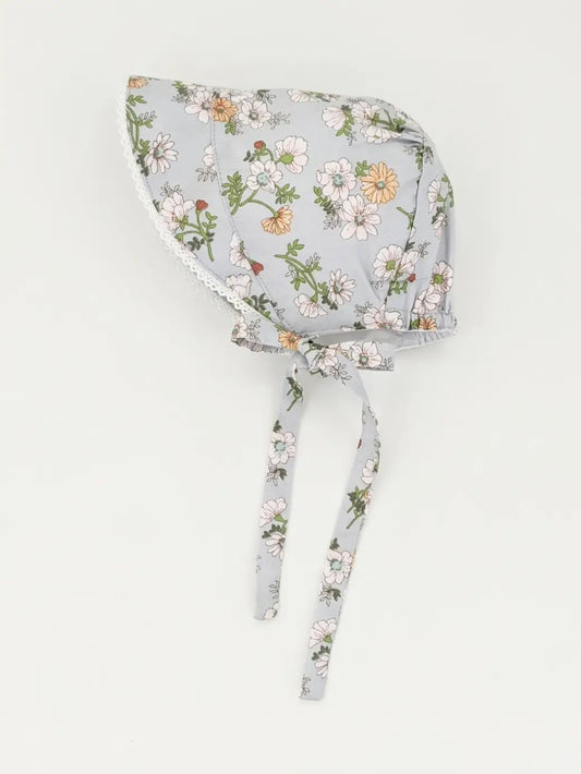 blue daisy floral bonnet