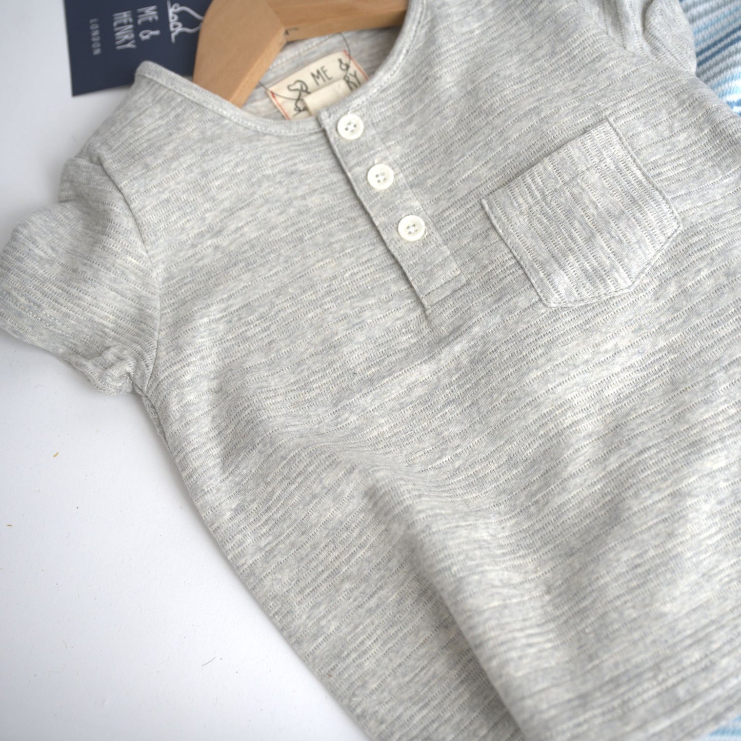 Me & Henry Dodger Henley – Grey