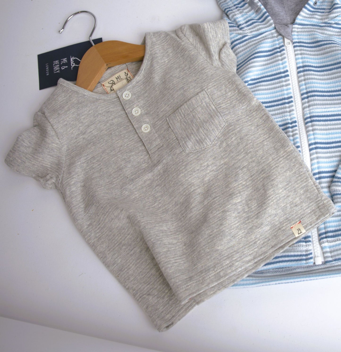 Me & Henry Dodger Henley – Grey