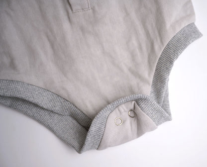 Me & Henry Helford Woven Onesie – Pale Grey