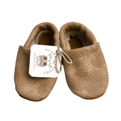 Starry Knight Design Loafers – Latte (tan)