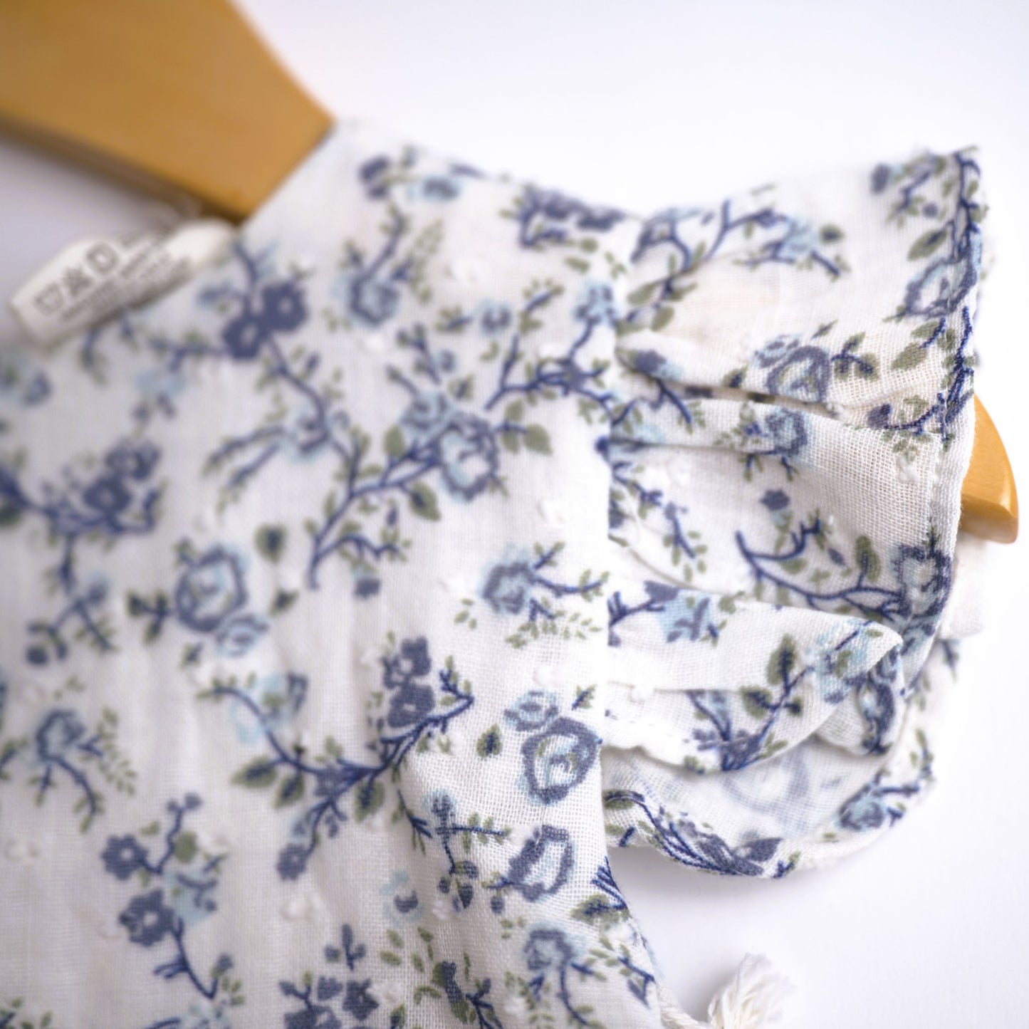 Viverano Organics Celia Floral Baby Blouse w/Bow & Bloomer (Organic) – Navy Ditsy Floral